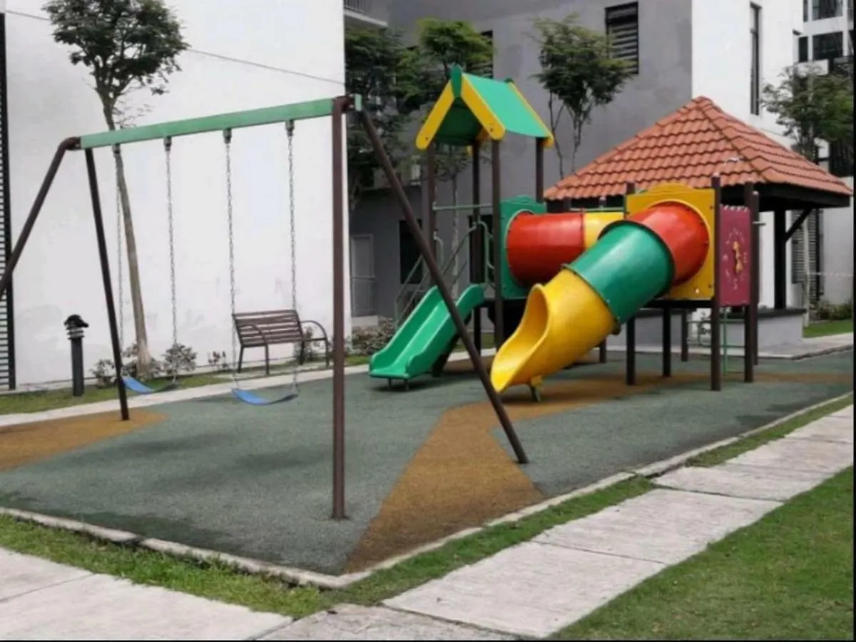 Simple&Comfort Studio@ Austin Regency Apartment Johor Bahru