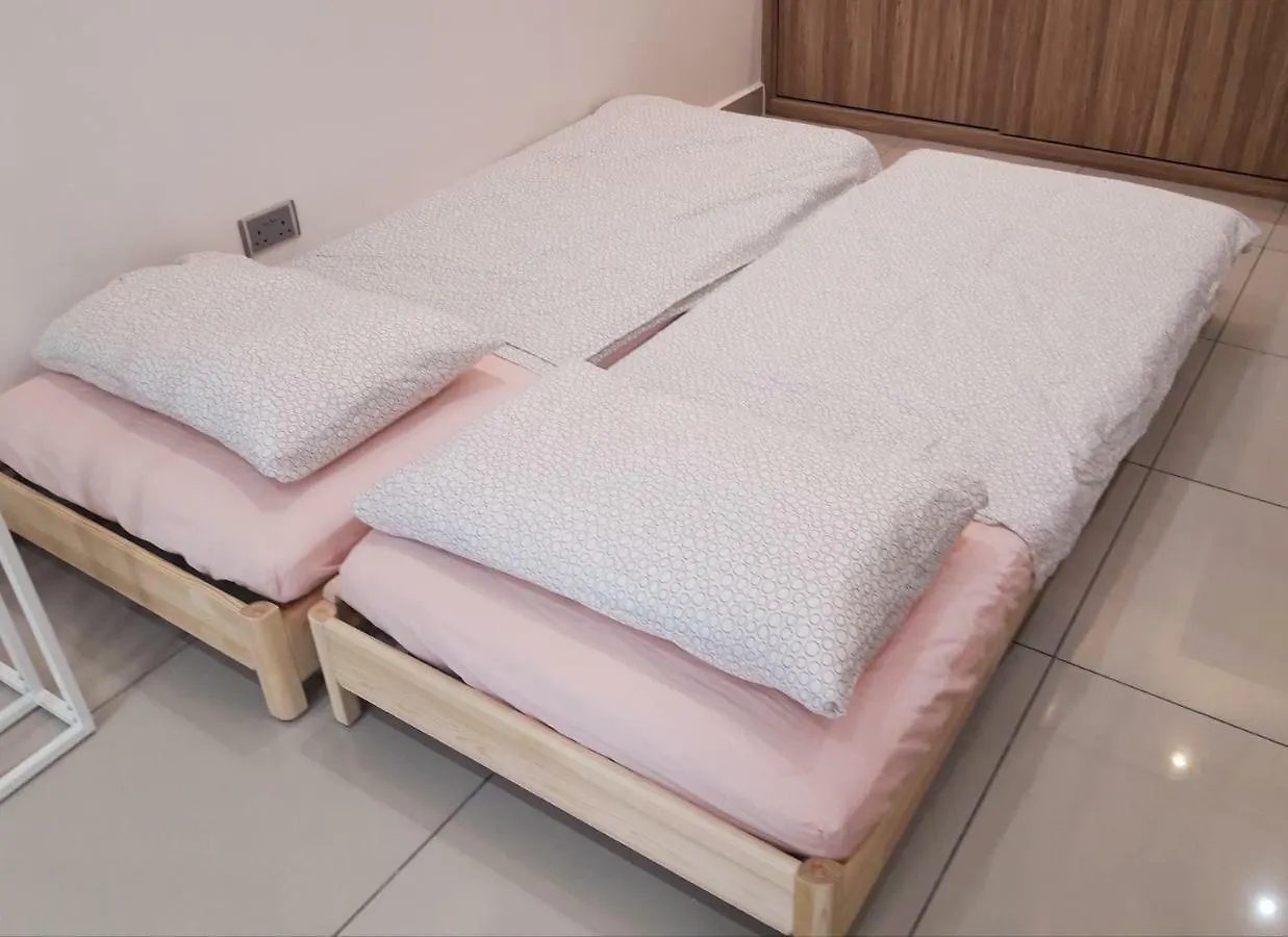 Simple&Comfort Studio@ Austin Regency Apartment Johor Bahru